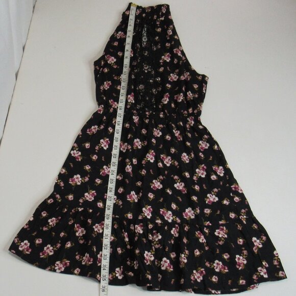 Heart Heels Women's Smocked Neckline Godet Skirt Sleeveless Mini Dress Size M - Picture 8 of 8